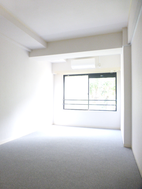 居室・リビング　居室