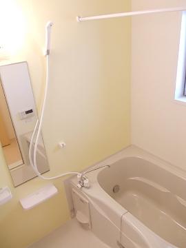 バス・シャワールーム　追焚と乾燥機能付バス