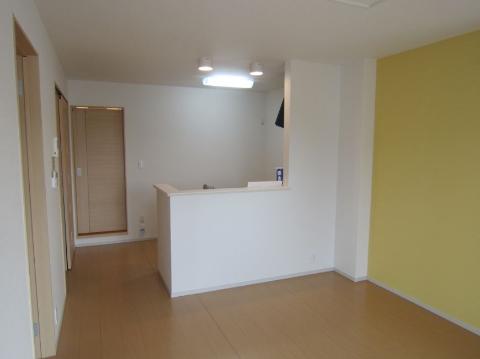 居室・リビング　対面キッチン仕様のLDK（イメージ）