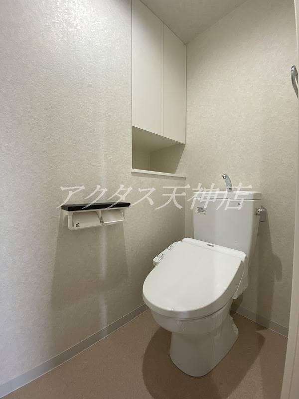 トイレ　掲載写真は、同シリーズの参考に使用してます。