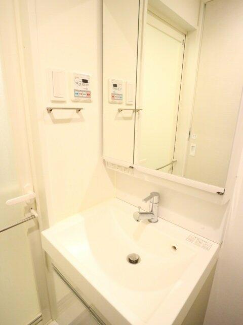 洗面設備　※参考写真