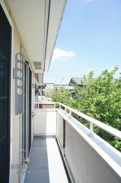 バルコニー　※同仕様写真です