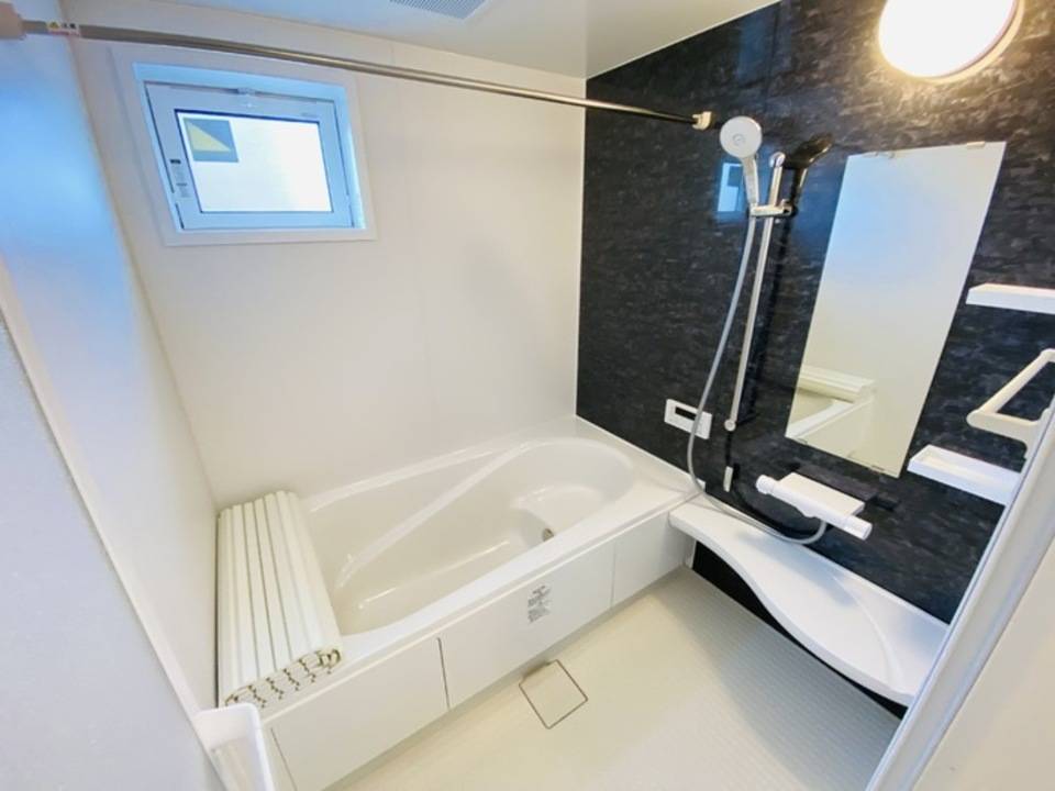 バス・シャワールーム　浴室