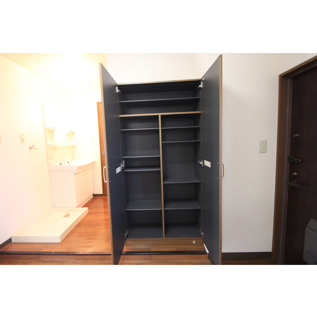 その他設備　大型の靴箱