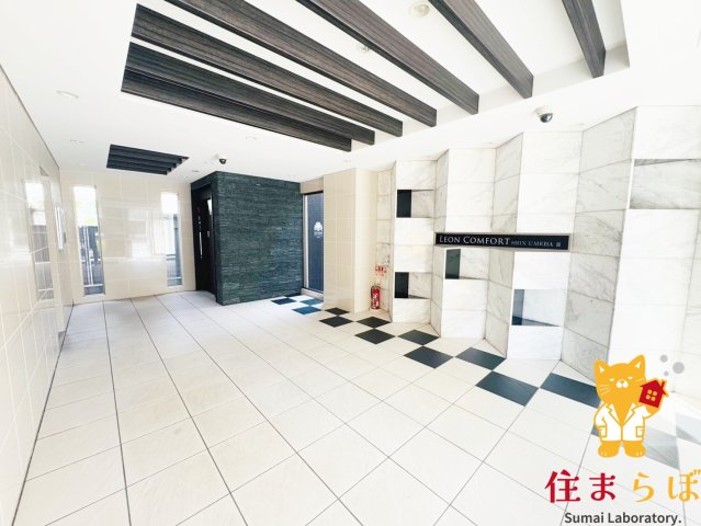 エントランス　共用部の印象も大切に