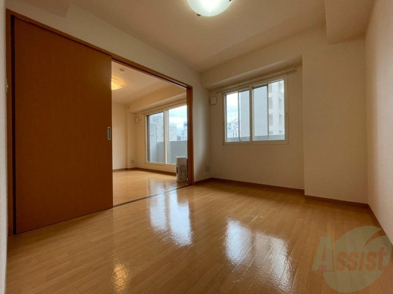 その他部屋・スペース　寝室です。二部屋をどう使うかはあなた次第です！