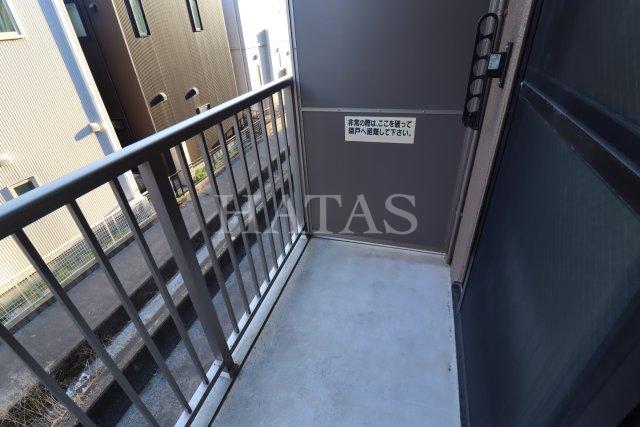 バルコニー　同物件別部屋です。