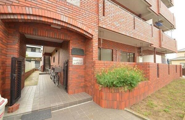 エントランス　エントランス