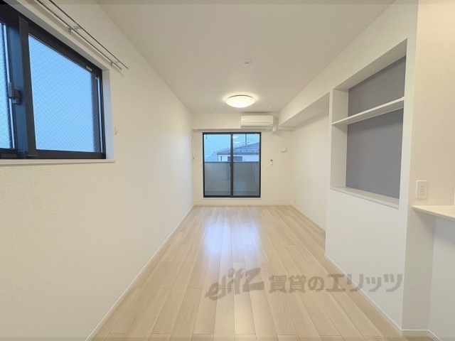 居室・リビング　洋室