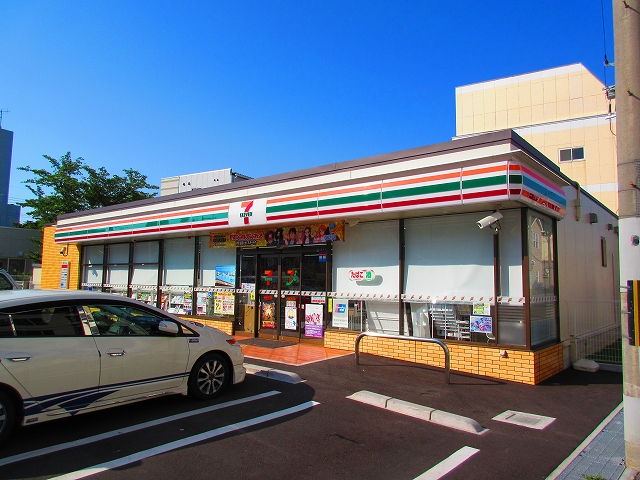 コンビニ　セブンイレブン 泉佐野上町1丁目店（コンビニ）まで242m