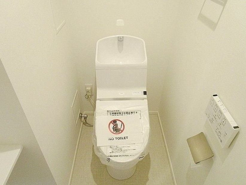 トイレ　別号室参考写真