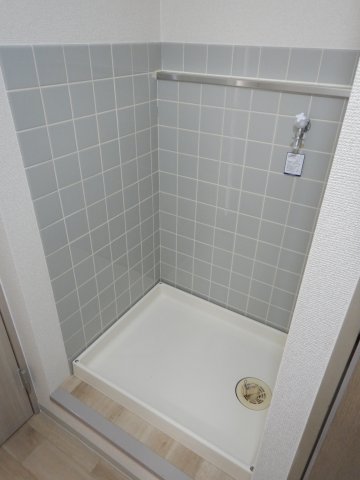 その他　岡山市北区下中野　コンフォール　1K　室内洗濯機置場