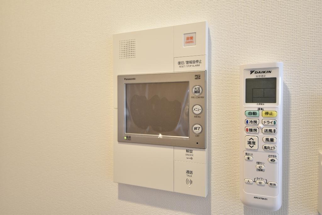 セキュリティ　カメラ付インターホン