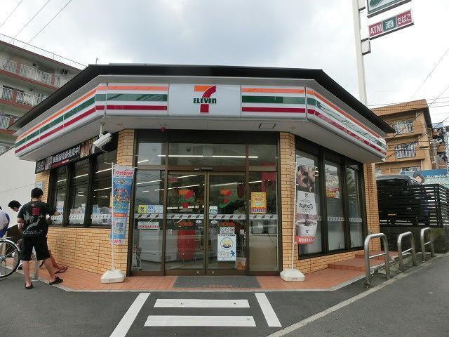 コンビニ　セブンイレブン小倉工業高校前店（コンビニ）まで100m