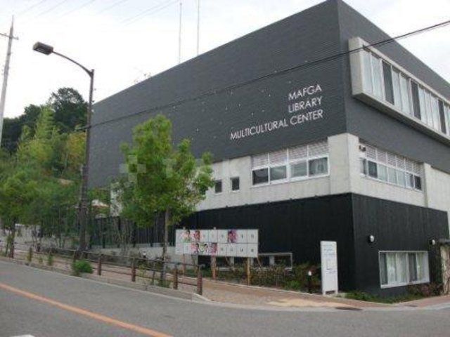 図書館　箕面市立小野原図書館（図書館）まで567m