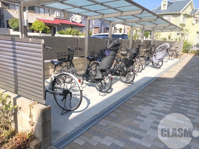 その他共有部分　屋根付き駐輪場