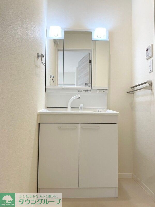 洗面設備　お部屋探しは株式会社　タウンハウジング　までお気軽にお問合…