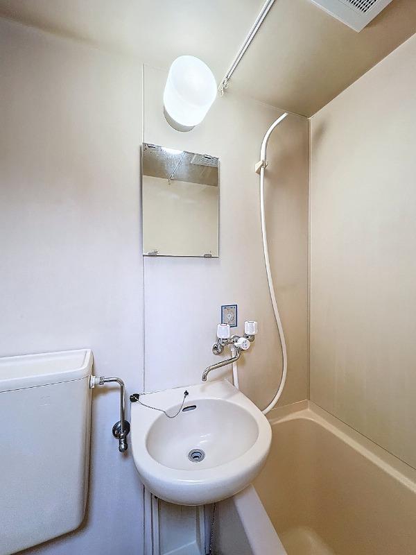 洗面設備　参考写真