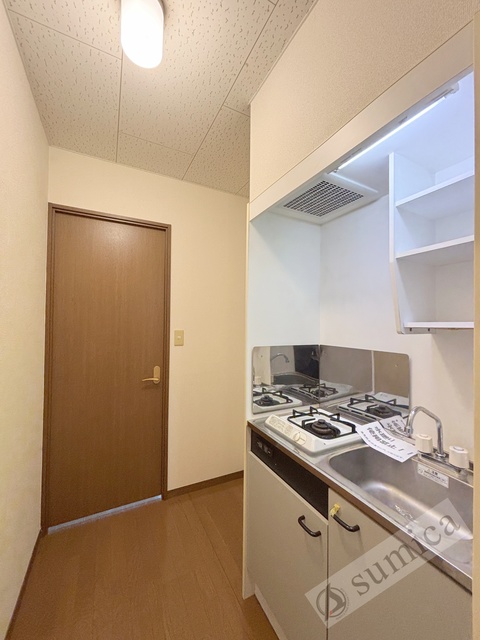 キッチン　スッキリとしたキッチン。お料理が楽しくなります。