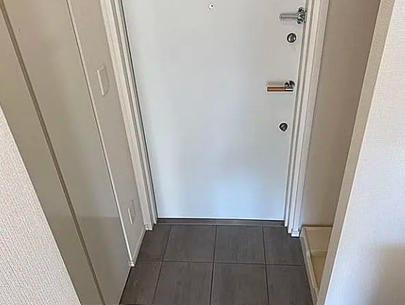 玄関　別部屋参考写真