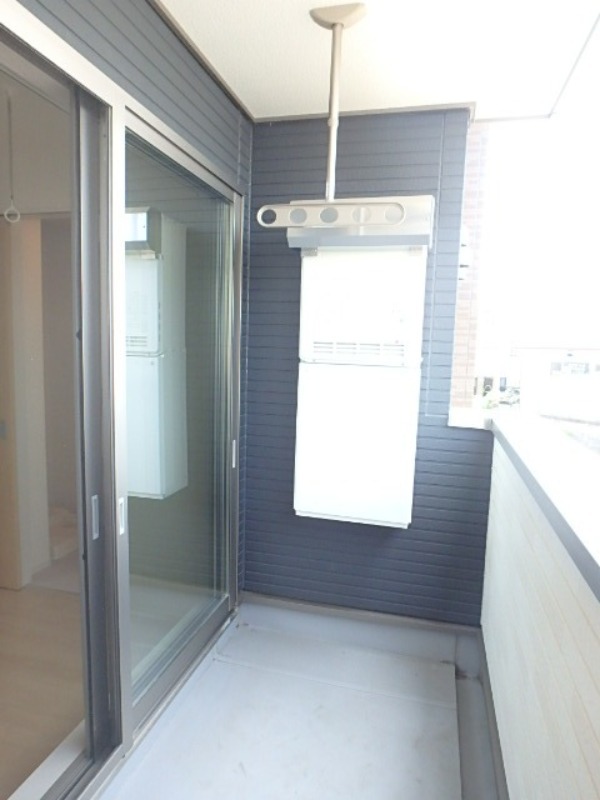 バルコニー　図面と現状に相違がある場合には現状を優先