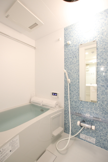 バス・シャワールーム　蓋は設備ではありません