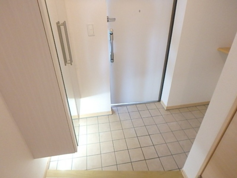 玄関　図面と現状に相違がある場合には現状を優先