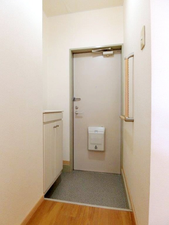 玄関　図面と現状に相違がある場合には現状を優先