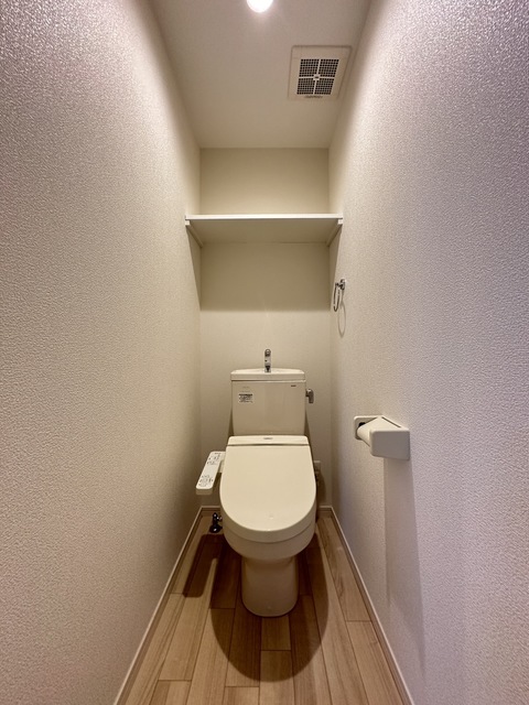 トイレ　別部屋参考写真です