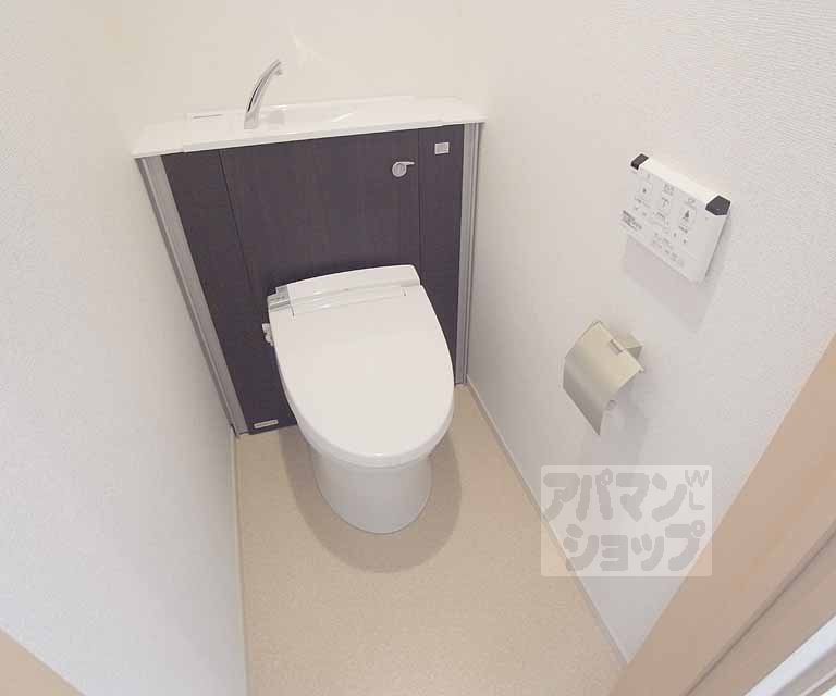 トイレ　ウォシュレット付きトイレ。