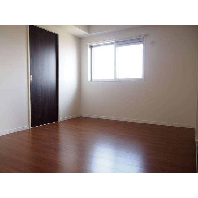 その他部屋・スペース　中央洋室