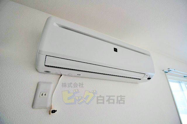 その他設備　夏も快適なエアコン完備です♪