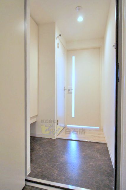 玄関　広々とした玄関です♪