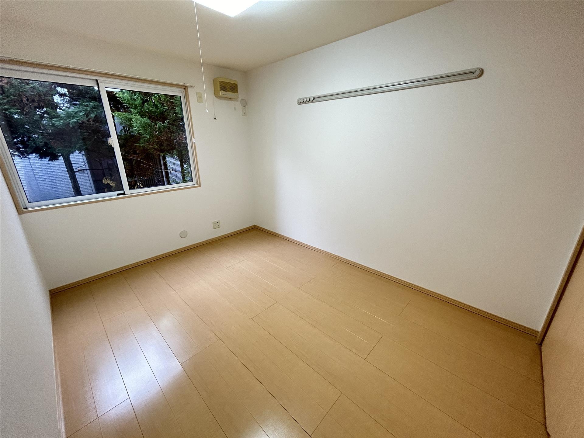 居室・リビング　洋室