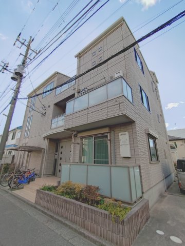 建物外観　落ち着いた雰囲気の外観です