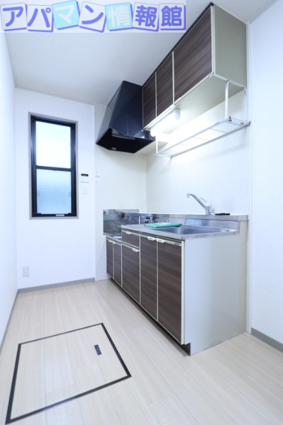 キッチン　室内物干し