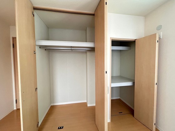 収納　※別部屋の写真です