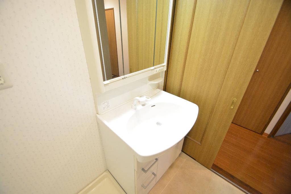 洗面設備　洗髪洗面化粧台