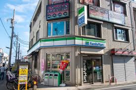 コンビニ　ファミリーマート 保谷駅南口店（コンビニ）まで147m