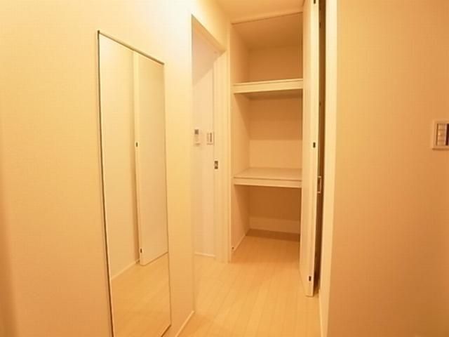 玄関　★お問い合わせはタウンハウジングまで★