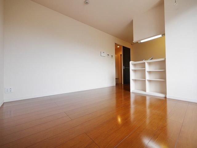 居室・リビング　※別号室参考写真です