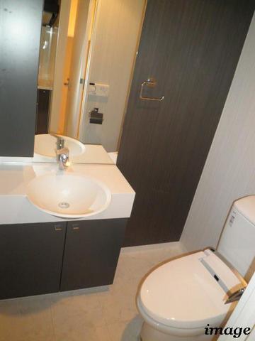 トイレ　清潔感のあるトイレです