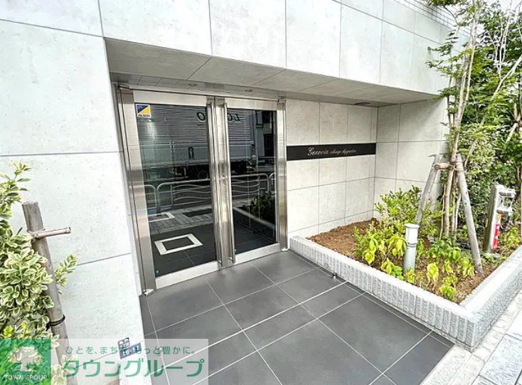 エントランス　エントランス