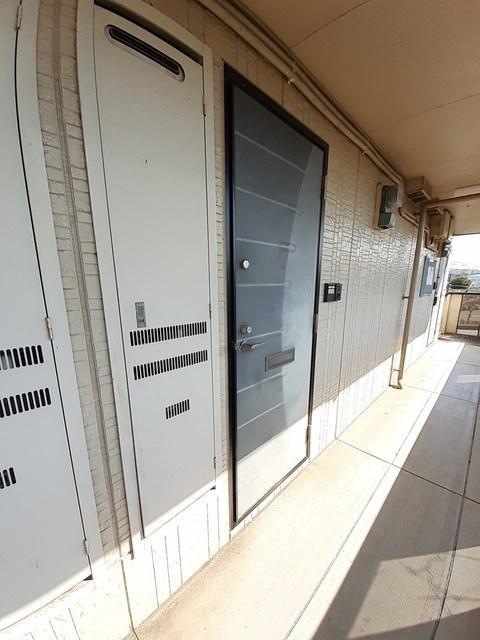 その他設備　玄関ドア
