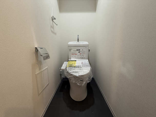 トイレ　1202と同タイプ