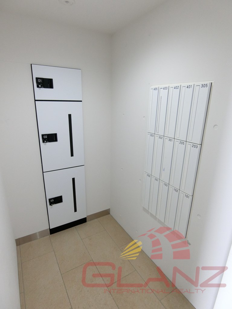 エントランス　今や必須の宅配ボックス