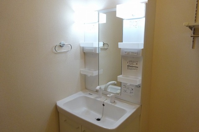 洗面設備　洗髪洗面化粧台