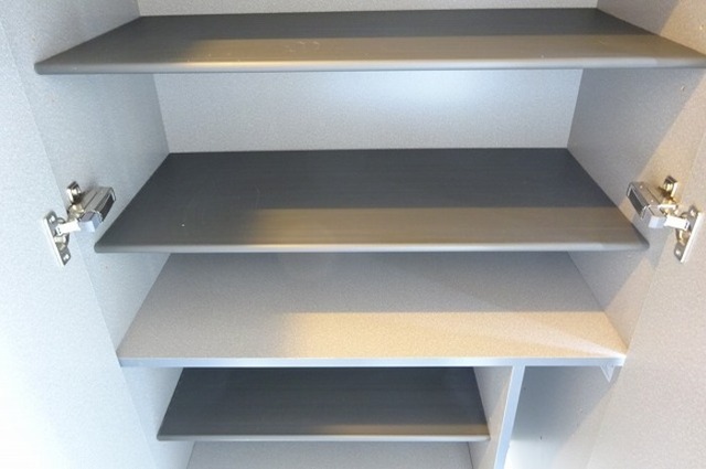 玄関　シューズボックス内