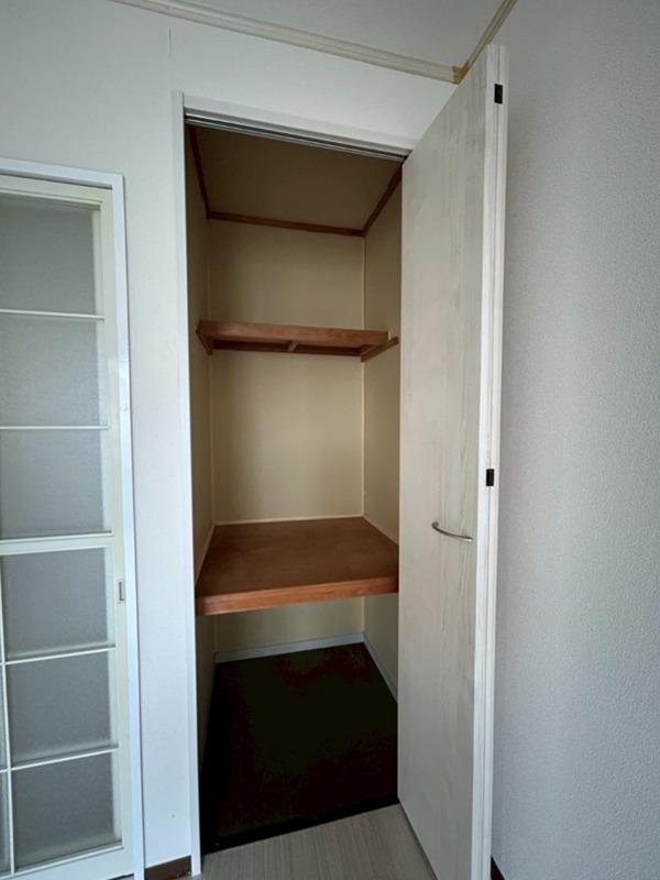 収納　別室参照