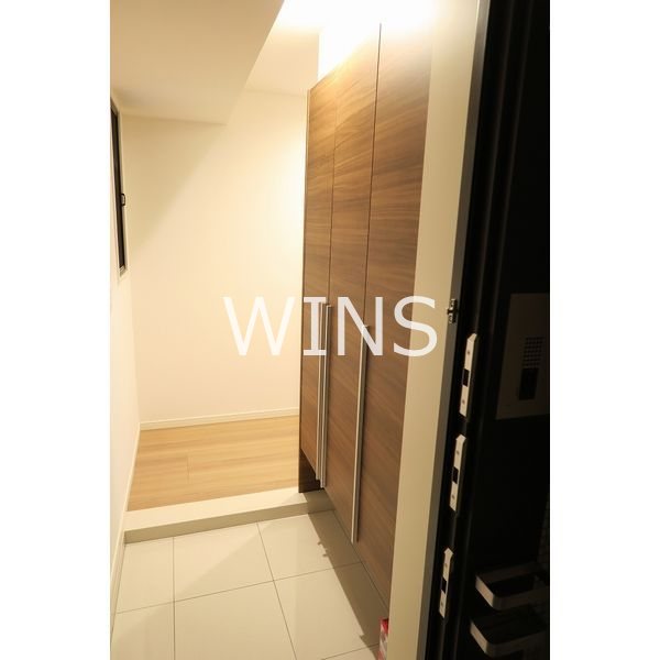 玄関　別部屋参考写真です